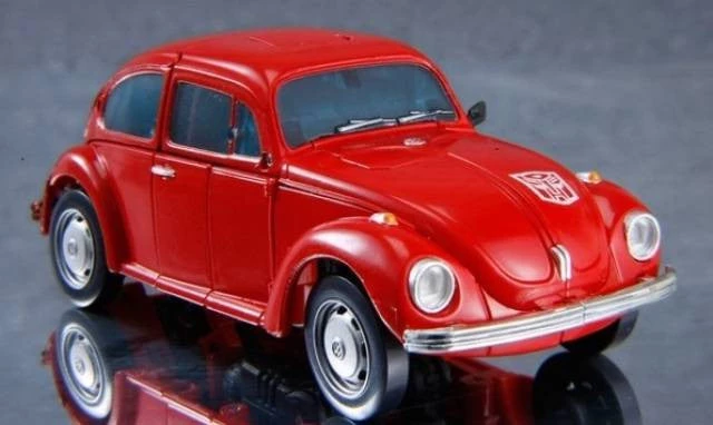 Takara MP-21R Masterpiece Bumble Red Body New Arrivals 3 Takara MP-21R Masterpiece Bumble Red Body New Arrivals